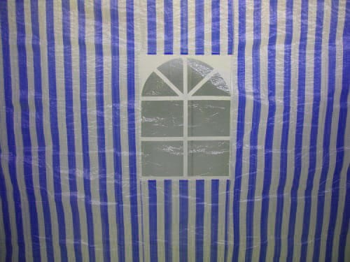 Ściana PE z oknem niebieska - zdjęcie główne